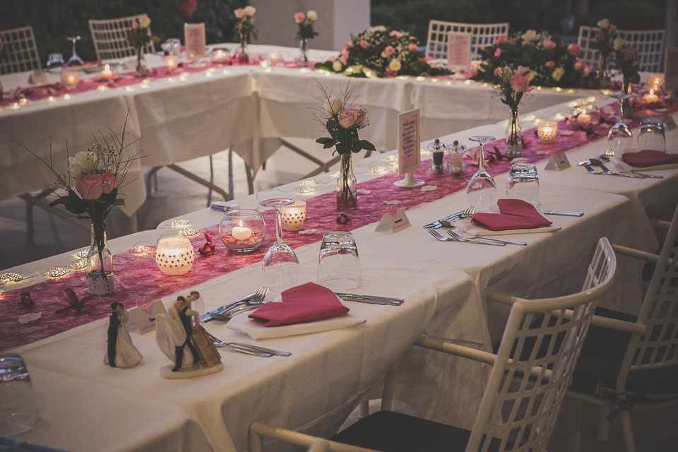 Image: http://www.bookyourweddingday.com/images/media/uploadfiles/coral beach bar & restaurant 1.jpg